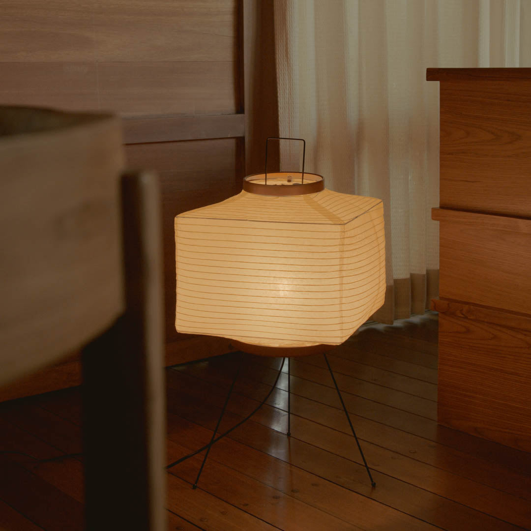 Lampe sur pied en papier de riz japonaise géométrique 42x60cm Akari moderne éclairage d’ambiance blanc | Restfield